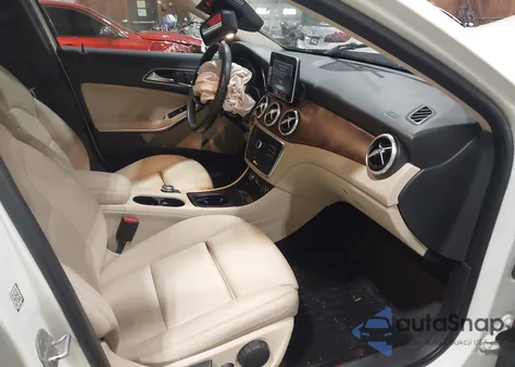 2016 Mercedes-Benz Gla 250 4Matic из США, поврежденный, VIN WDCTG4GB7GJ235033